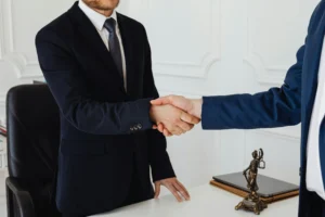 Why Sales Contract Management Becomes a Bottleneck for Growing Businesses